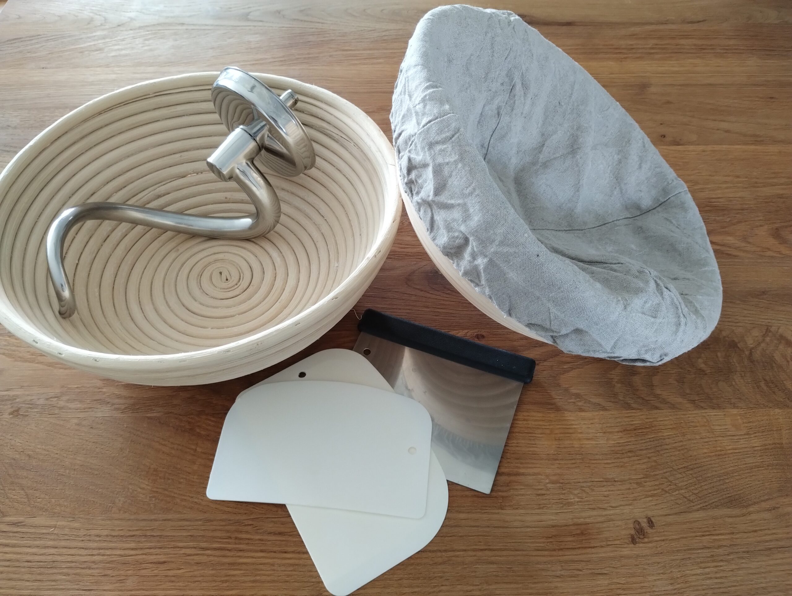 Grundausstattung für das Backen mit Sauerteig